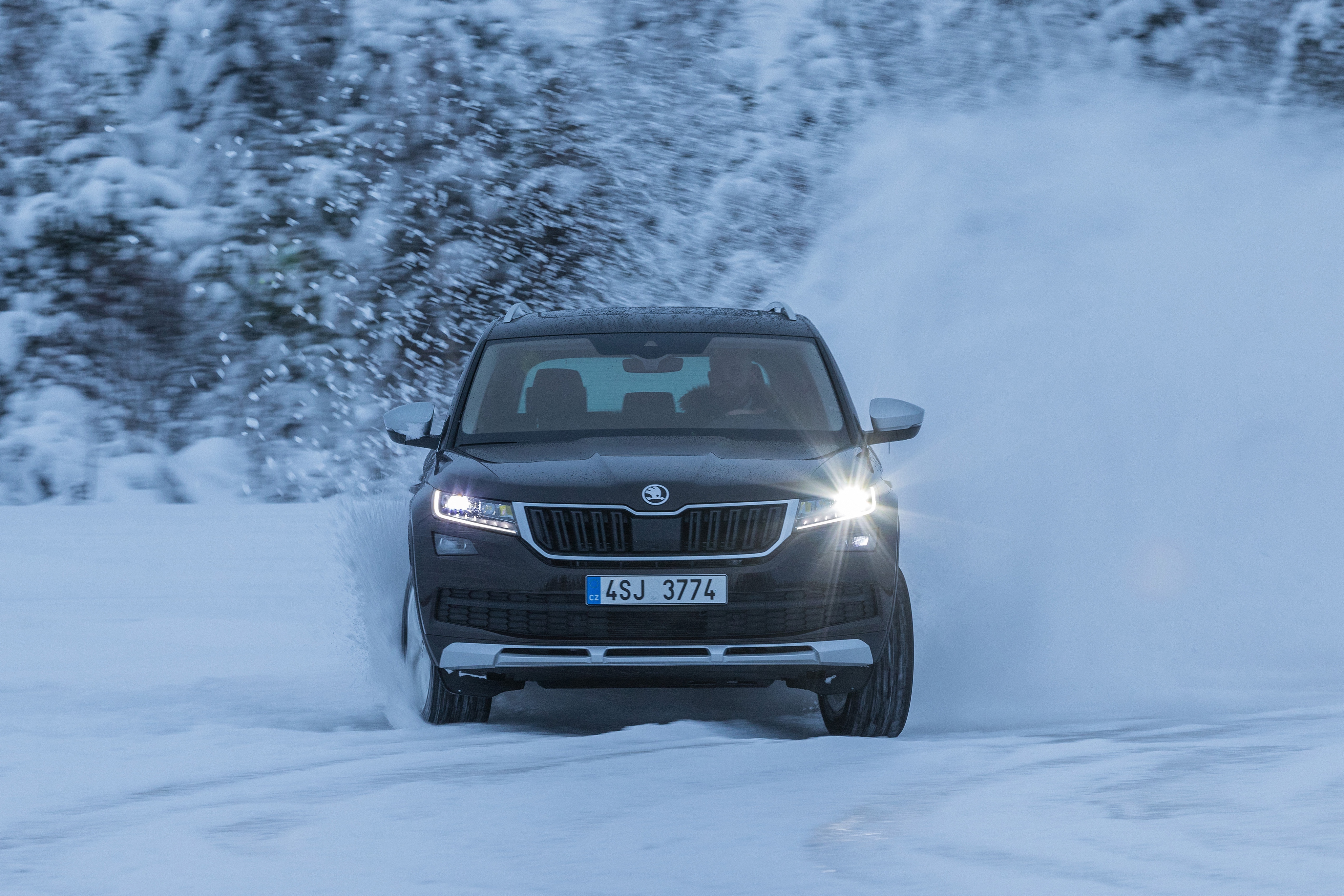 Taxi grand coffre Rennes - SUV Škoda Kodiaq noir pour transfert aéroport et gare
